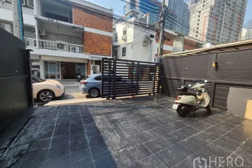 4 Bedroom Office for rent in Khlong Tan, Bangkok near BTS Phrom Phong