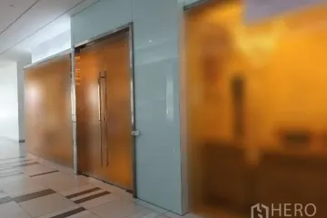 Commercial for rent in Phra Khanong, Bangkok near BTS Ekkamai