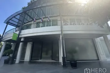 Office for rent in Phra Khanong, Bangkok near BTS Phra Khanong