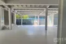 Commercial for rent in Khlong Tan Nuea, Bangkok