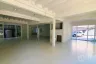 Commercial for rent in Khlong Tan Nuea, Bangkok