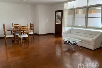 2 Bedroom Apartment for rent in Phra Khanong, Bangkok near BTS Thong Lo