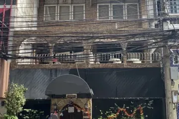 5 Bedroom Commercial for sale in Khlong Tan Nuea, Bangkok near BTS Phrom Phong