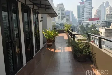 2 Bedroom Condo for rent in Chapter 31, Khlong Toei Nuea, Bangkok near MRT Sukhumvit
