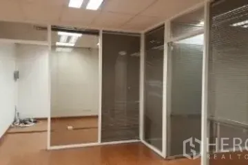 Office for rent in Thung Wat Don, Bangkok near BTS Sueksa Witthaya