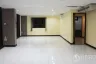 Office for rent in Silom, Bangkok near BTS Chong Nonsi