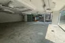 Warehouse / Factory for rent in Khlong Tan Nuea, Bangkok