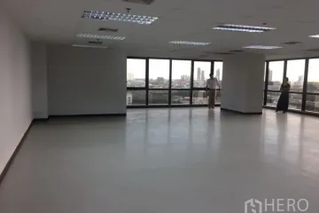 Warehouse / Factory for rent in Thung Wat Don, Bangkok near BTS Surasak