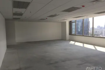 Warehouse / Factory for rent in Khlong Tan Nuea, Bangkok