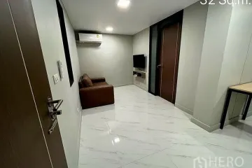 Commercial for sale in Phra Khanong, Bangkok near BTS Thong Lo