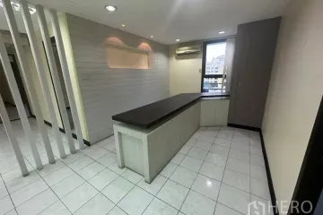 Warehouse / Factory for rent in Silom, Bangkok near BTS Chong Nonsi