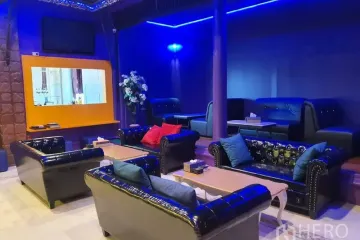 Warehouse / Factory for rent in Khlong Tan Nuea, Bangkok near BTS Thong Lo