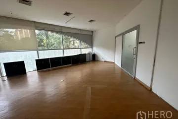 Warehouse / Factory for rent in Lumpini, Bangkok near BTS Ploen Chit