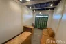 2 Bedroom Commercial for rent in The Luenrit Old Town, Yaowarat, Samphanthawong, Bangkok near MRT Sam Yot