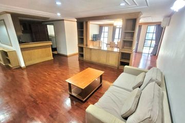 3 Bedroom Condo for rent in Khlong Tan Nuea, Bangkok