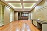 3 Bedroom Townhouse for Sale or Rent in Phra Khanong Nuea, Bangkok near BTS Ekkamai