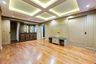 3 Bedroom Townhouse for Sale or Rent in Phra Khanong Nuea, Bangkok near BTS Ekkamai