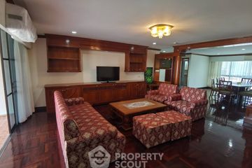 3 Bedroom Apartment for rent in Rishi Court, Khlong Toei Nuea, Bangkok near Airport Rail Link Makkasan