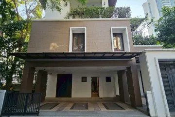 5 Bedroom House for rent in Khlong Toei, Bangkok near BTS Asoke