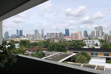 1 Bedroom Condo for rent in The Royal Navin Tower, Chong Nonsi, Bangkok near MRT Khlong Toei