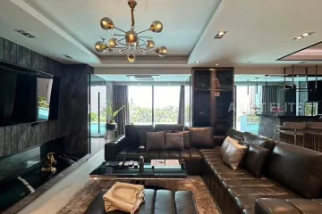 3 Bedroom Condo for rent in Na Kluea, Chonburi