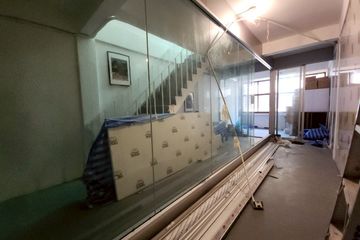 1 Bedroom Townhouse for rent in Silom, Bangkok near MRT Silom