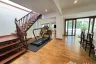 5 Bedroom House for rent in Bang Kapi, Bangkok near MRT Pradit Manutham