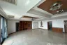 3 Bedroom Condo for sale in Royal River Place, Bang Phong Pang, Bangkok