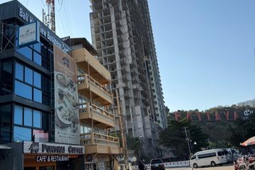 4 Bedroom Commercial for sale in 