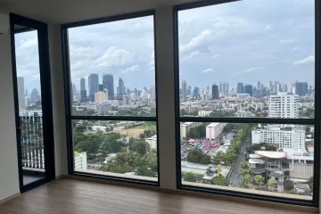 2 Bedroom Condo for sale in The Issara Sathorn, Thung Maha Mek, Bangkok near BTS Saint Louis
