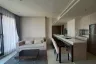 1 Bedroom Condo for sale in Silom, Bangkok near BTS Saint Louis
