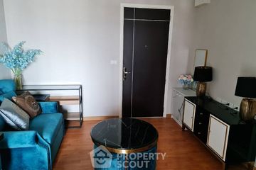 1 Bedroom Condo for sale in Pak Khlong Phasi Charoen, Bangkok near MRT Bang Wa
