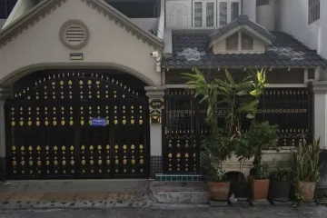 3 Bedroom Townhouse for rent in Khlong Tan, Bangkok near BTS Thong Lo