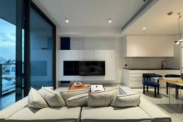 1 Bedroom Condo for rent in Tait Sathorn 12, Silom, Bangkok near BTS Saint Louis