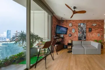 2 Bedroom Condo for sale in Khlong Ton Sai, Bangkok near BTS Charoen Nakhon