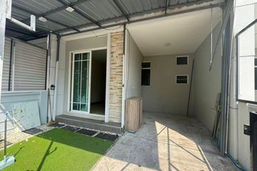 4 Bedroom Townhouse for sale in Nong Prue, Chonburi