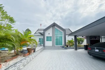 3 Bedroom House for sale in Pong, Chonburi