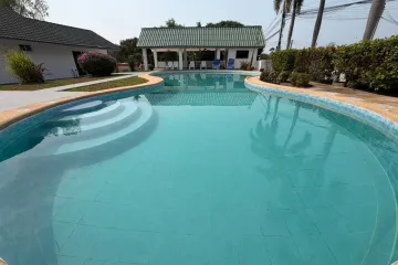 6 Bedroom House for sale in Nong Prue, Chonburi