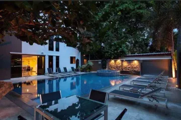 20 Bedroom Hotel / Resort for sale in Nong Prue, Chonburi