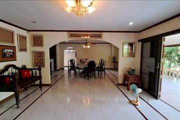 4 Bedroom House for sale in 