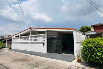 3 Bedroom House for sale in Lat Phrao, Bangkok
