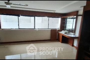 3 Bedroom Condo for sale in Sukhumvit Park, Khlong Toei, Bangkok near BTS Nana