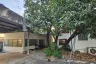 House for rent in Bang Chak, Bangkok near BTS Punnawithi