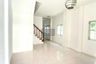 4 Bedroom Townhouse for sale in Lat Phrao, Bangkok