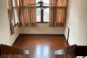 3 Bedroom House for rent in Khlong Tan Nuea, Bangkok