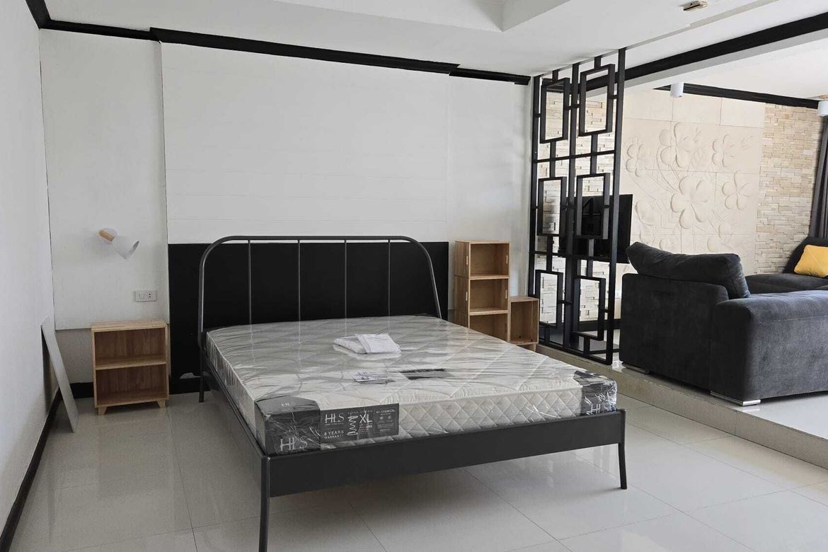 Watthana, Bangkok - Photo 2