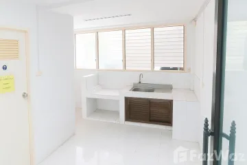6 Bedroom Townhouse for sale in Khlong Kum, Bangkok near MRT Si Burapha