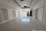 Commercial for rent in The Taste Thong Lor, Khlong Tan Nuea, Bangkok