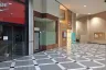 Office for rent in CHAMNAN PHENJATI BUSINESS CENTER, Huai Khwang, Bangkok near MRT Phra Ram 9