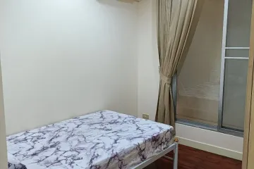 2 Bedroom Condo for rent in Sathorn House, Silom, Bangkok near BTS Surasak